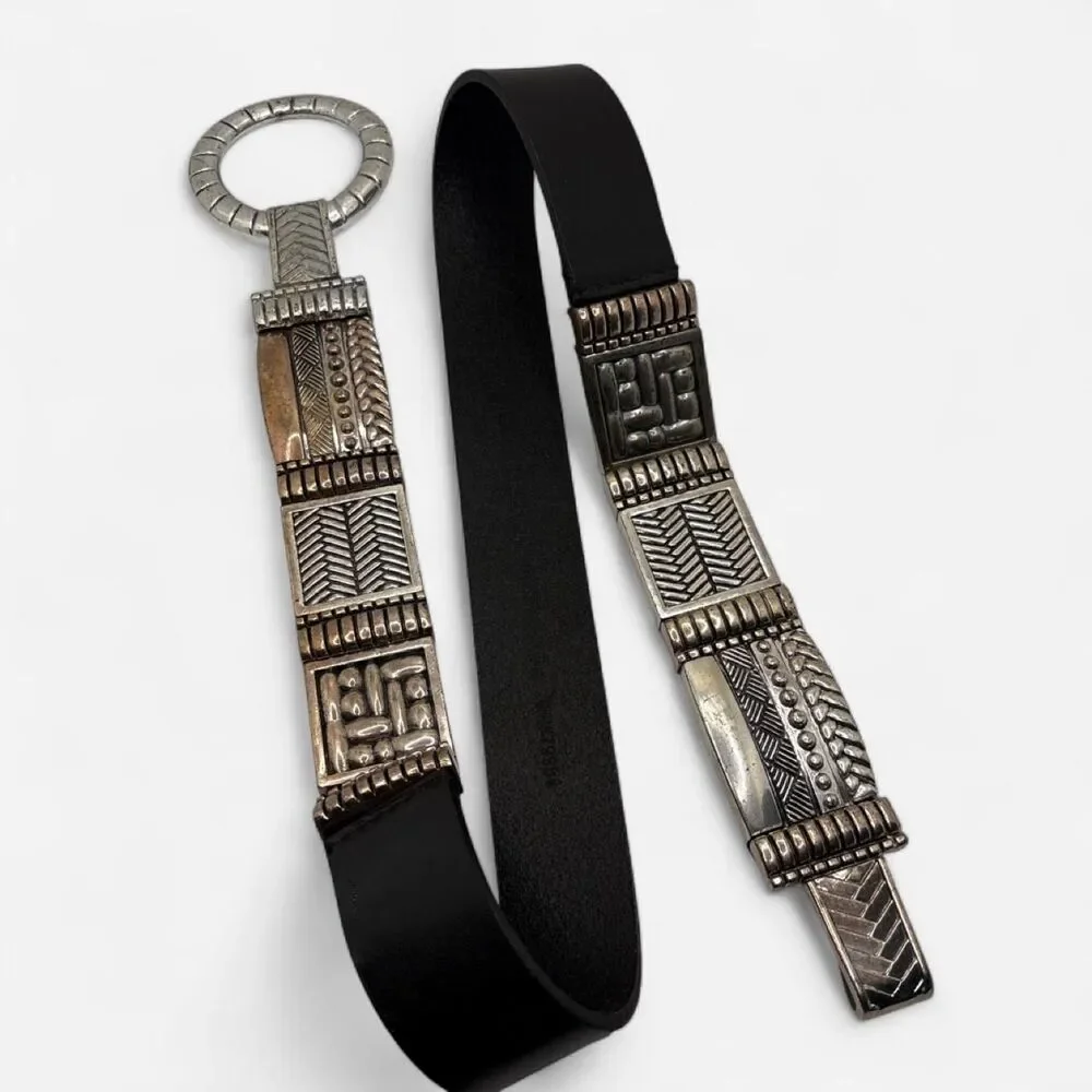 CHICOS Women's Belt BLACK LEATHER Adjustable Silver Metal Buckle belt L/XL